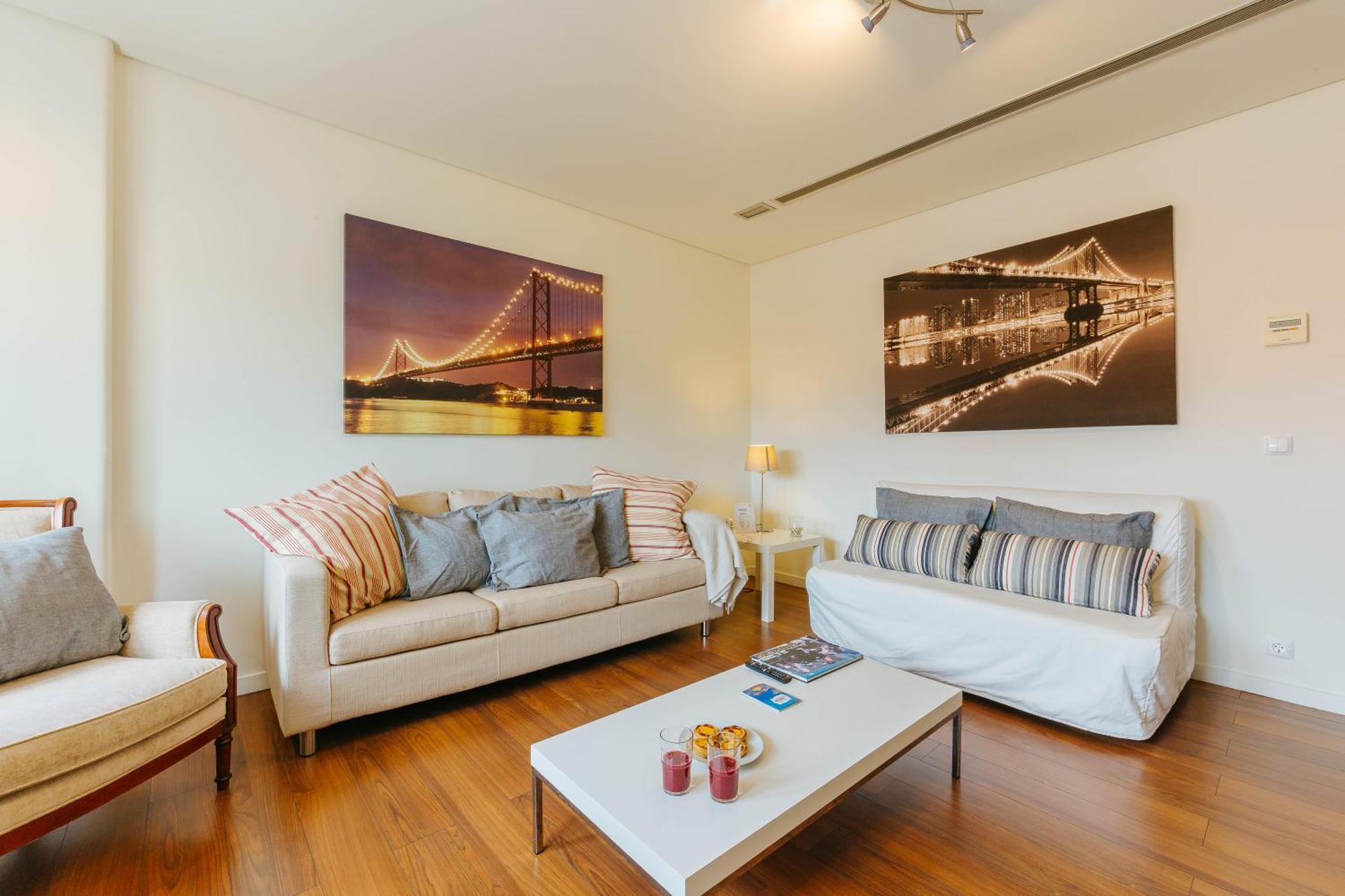 Rent4rest Family & Friends In Roma Avenue Lissabon