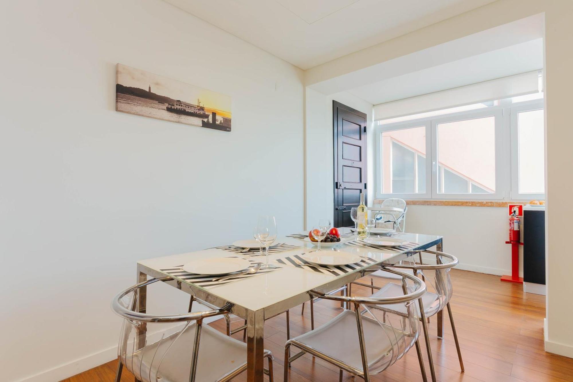 Rent4rest Family & Friends In Roma Avenue Appartement