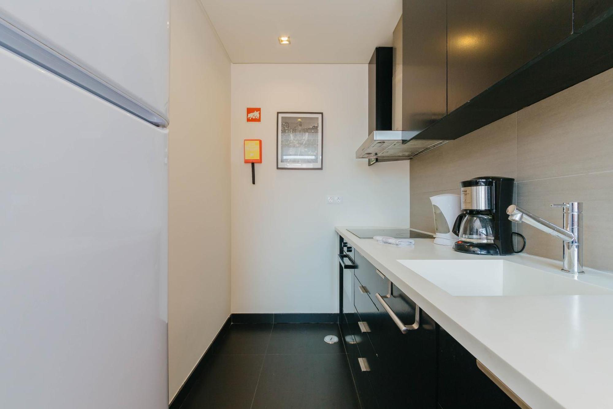 Rent4rest Family & Friends In Roma Avenue