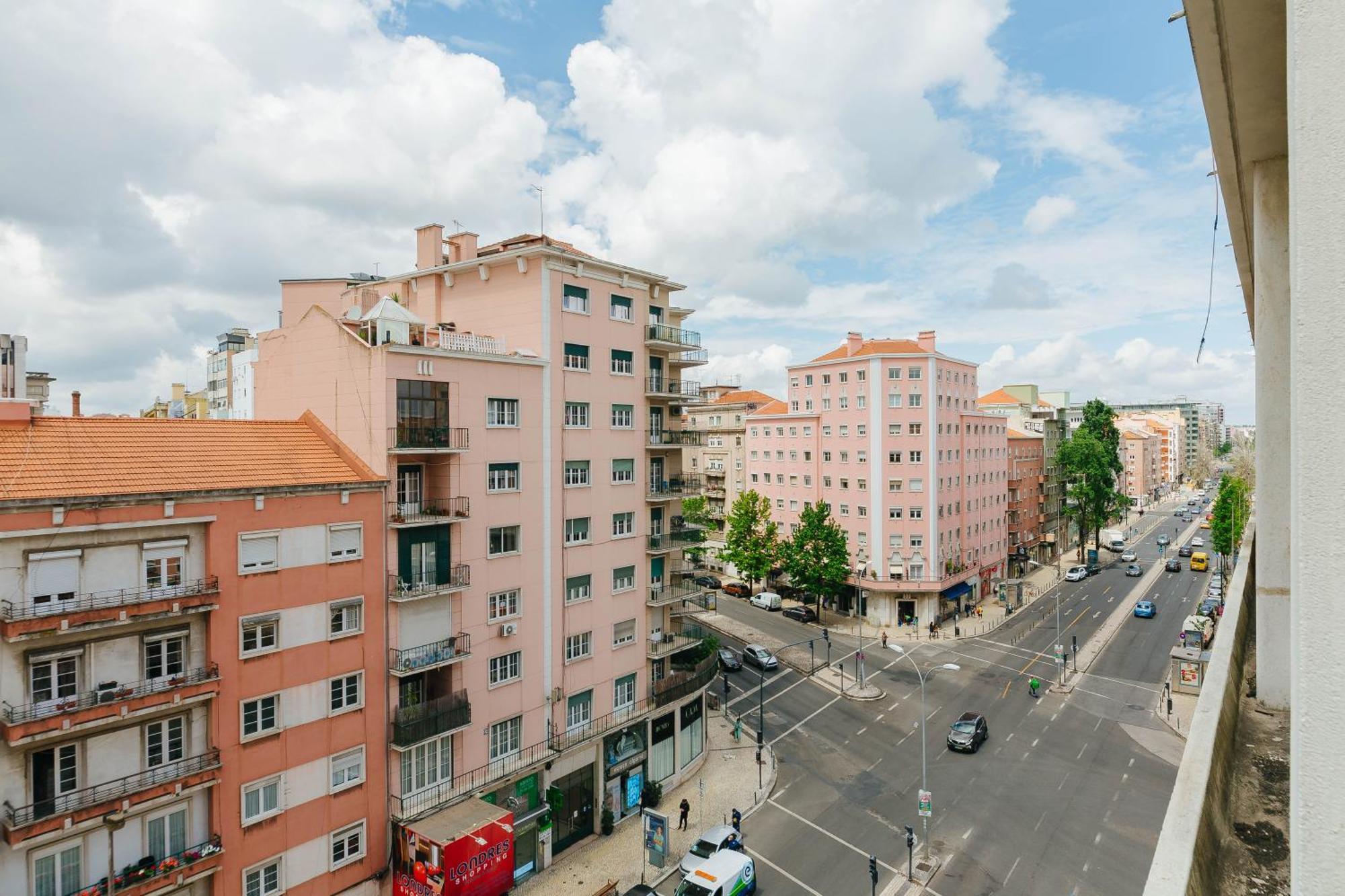 Rent4rest Family & Friends In Roma Avenue Appartement