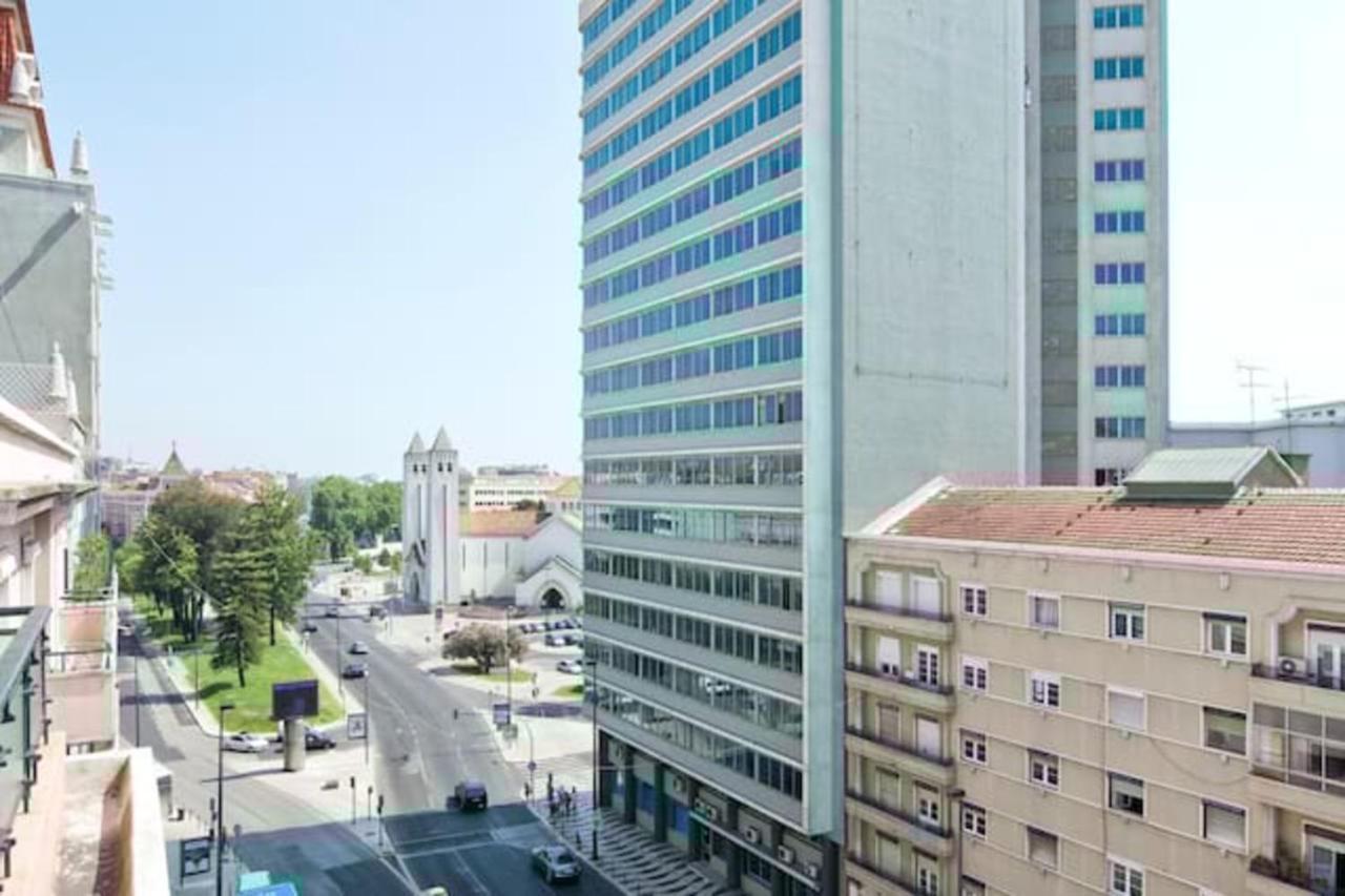 Rent4rest Family & Friends In Roma Avenue * Lissabon